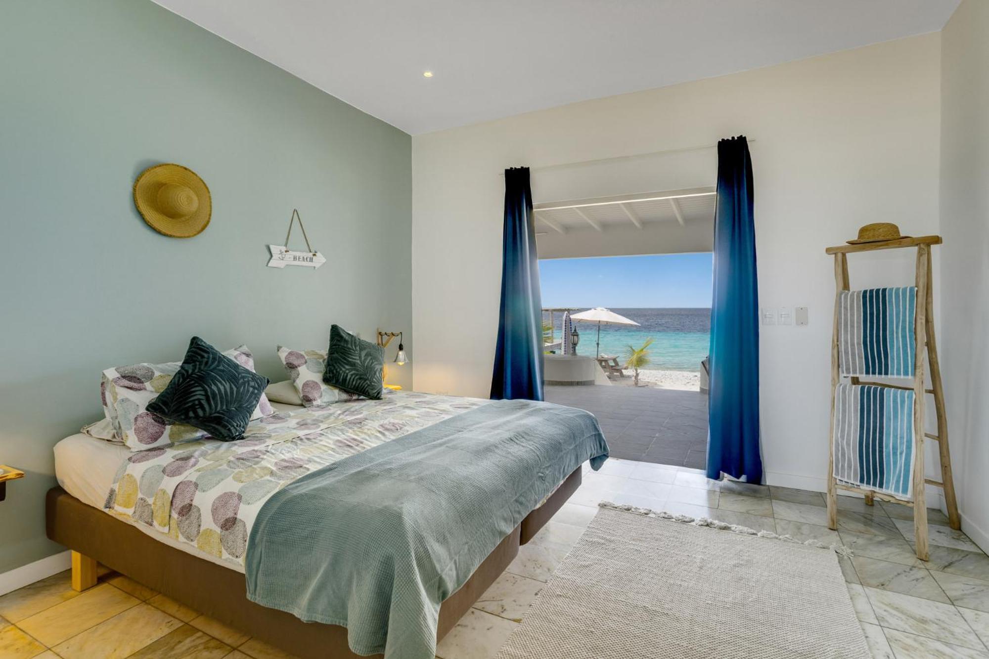 Oceanfront - Villa Port Of Call - Playa Dış mekan fotoğraf